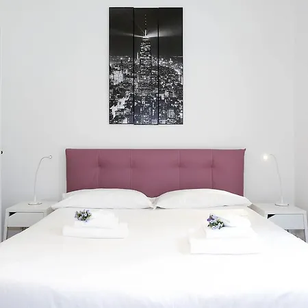 In - Colosseo Apartamento Roma