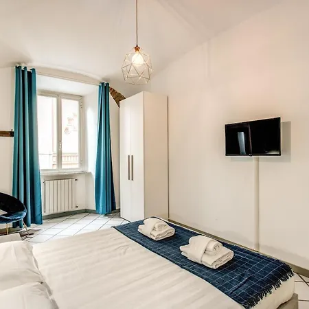 In - Colosseo Apartamento