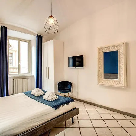 In - Colosseo Apartamento Roma